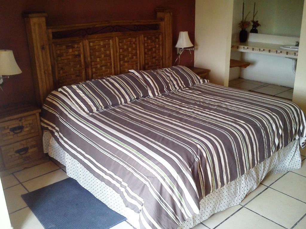 Hotel Los Balcones Parras de la Fuente Δωμάτιο φωτογραφία