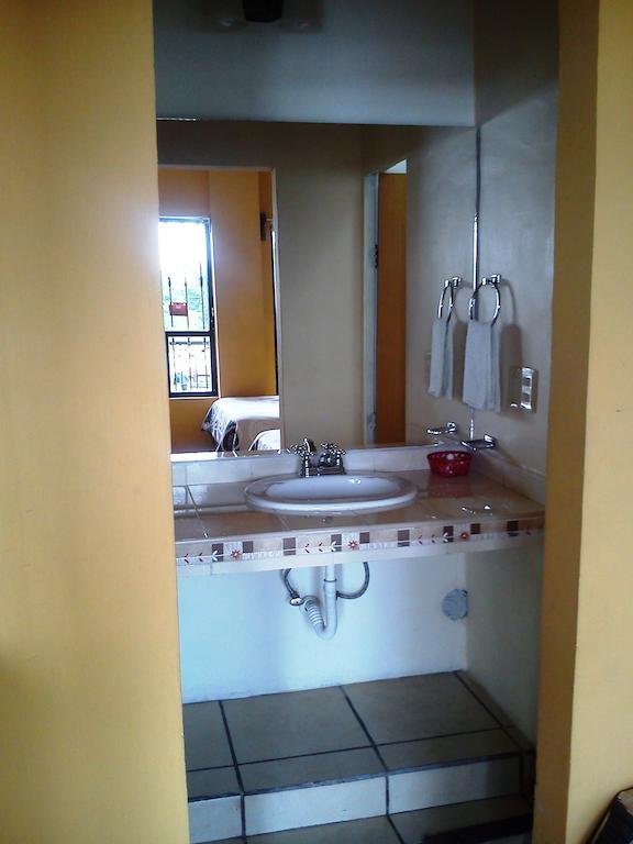 Hotel Los Balcones Parras de la Fuente Δωμάτιο φωτογραφία